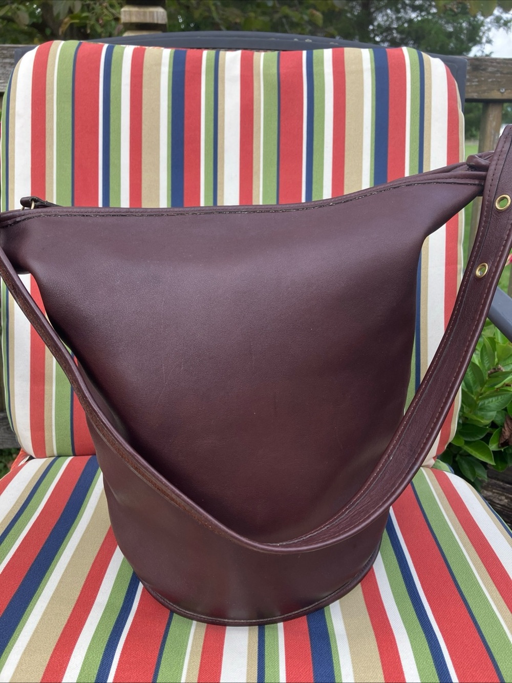 Vintage Coach 9085 XL Duffle Sac Mahogany Dark Brown Leather Bucket Bag